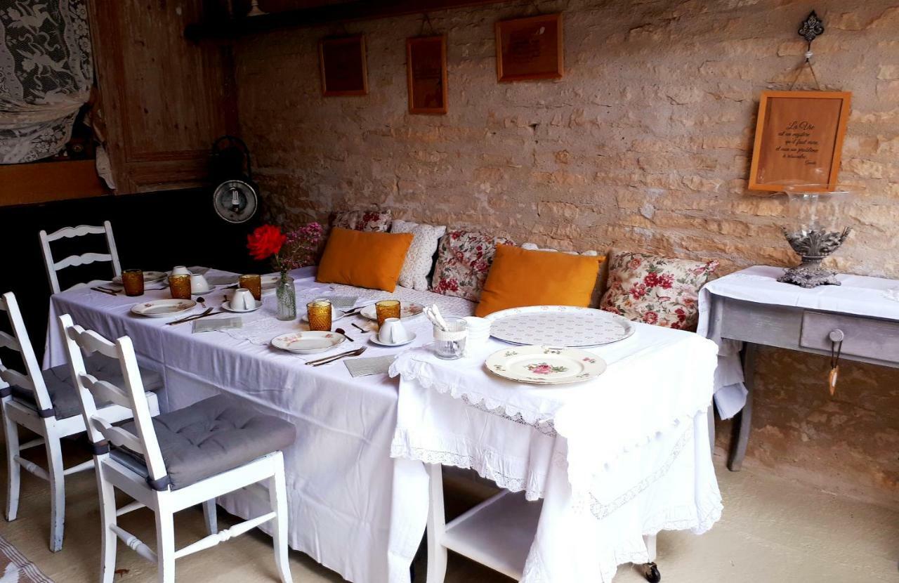 Hotel The Hosts chez Gladys et ses enfants Lain Exterior foto